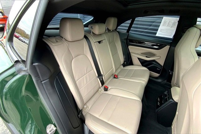 Used 2025 Porsche Macan Electric image 40