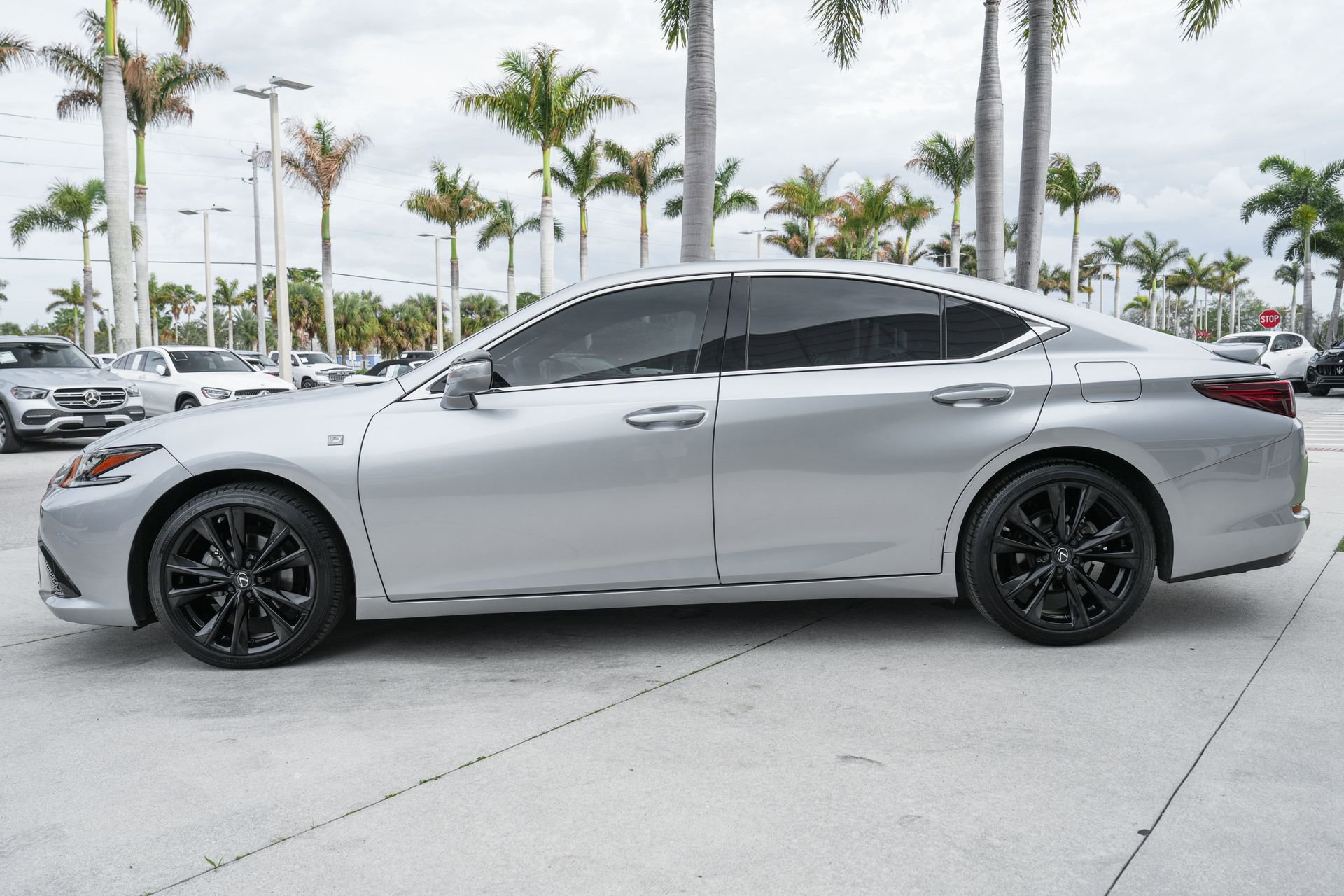 Used 2022 Lexus ES 350 F Sport w/ Accessory Package 2 image 24