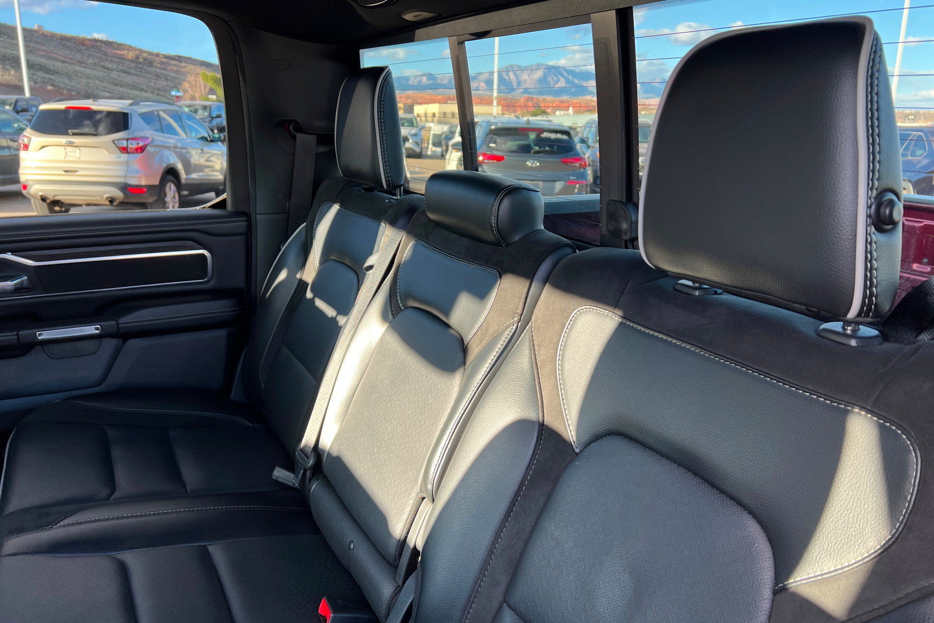 Used 2025 RAM 1500 Laramie image 20