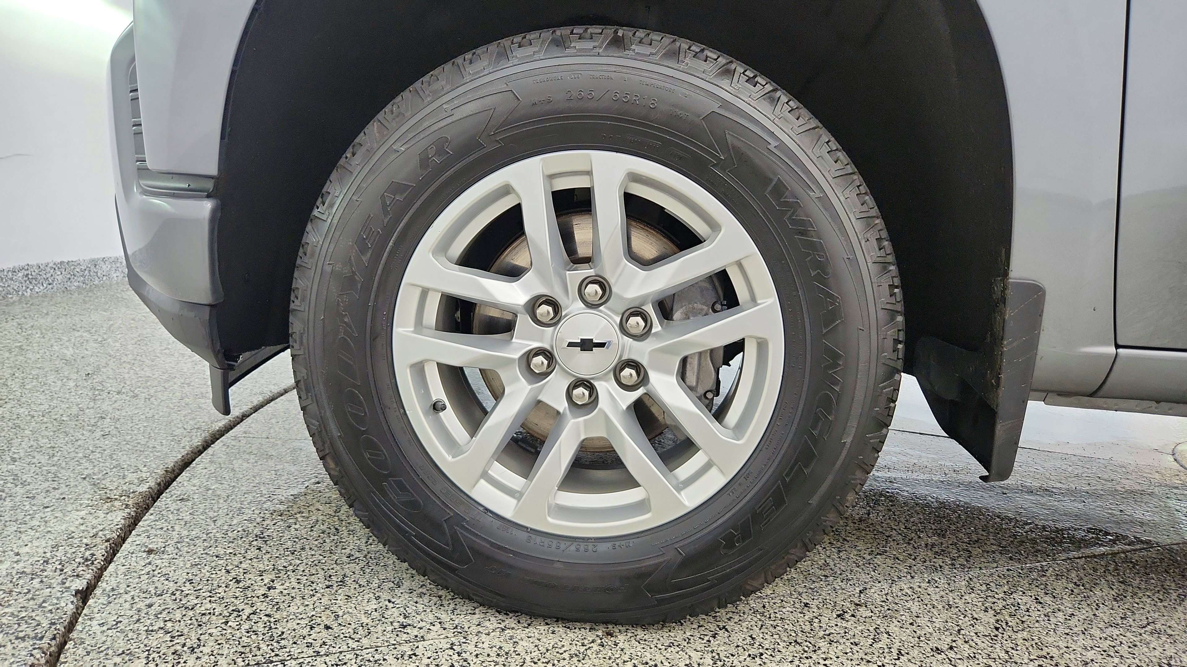 Used 2021 Chevrolet Silverado 1500 RST AWD/4WD image 32