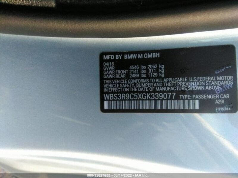 Used 2016 BMW M4 Coupe image 11