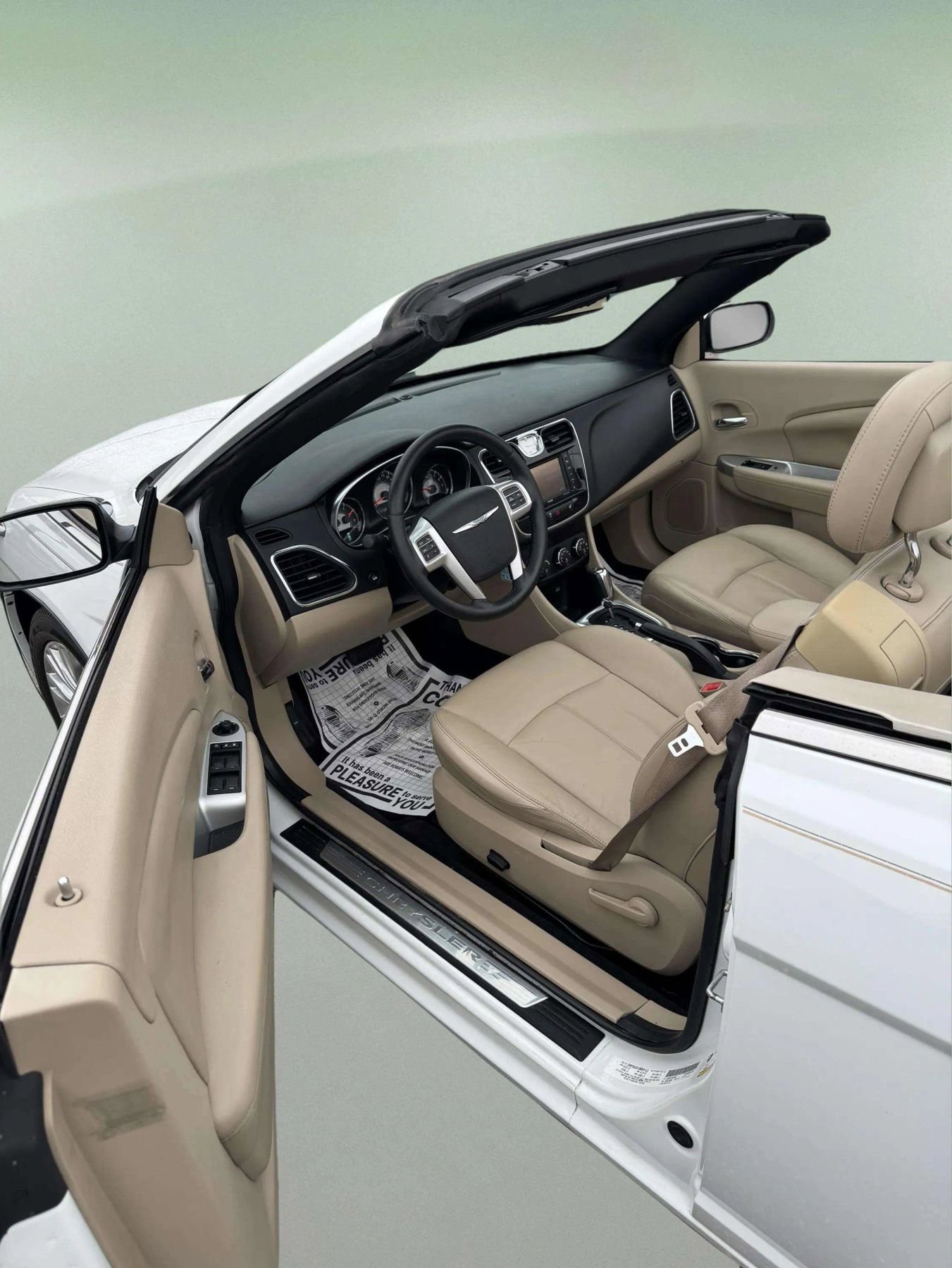 Used 2013 Chrysler 200 Limited image 23