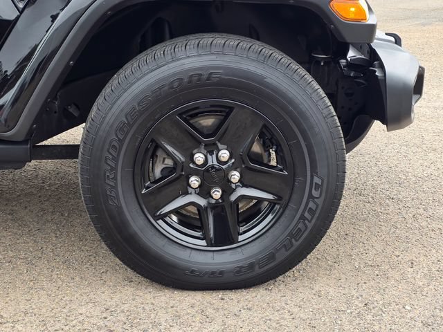 Used 2021 Jeep Gladiator Sport AWD/4WD image 8