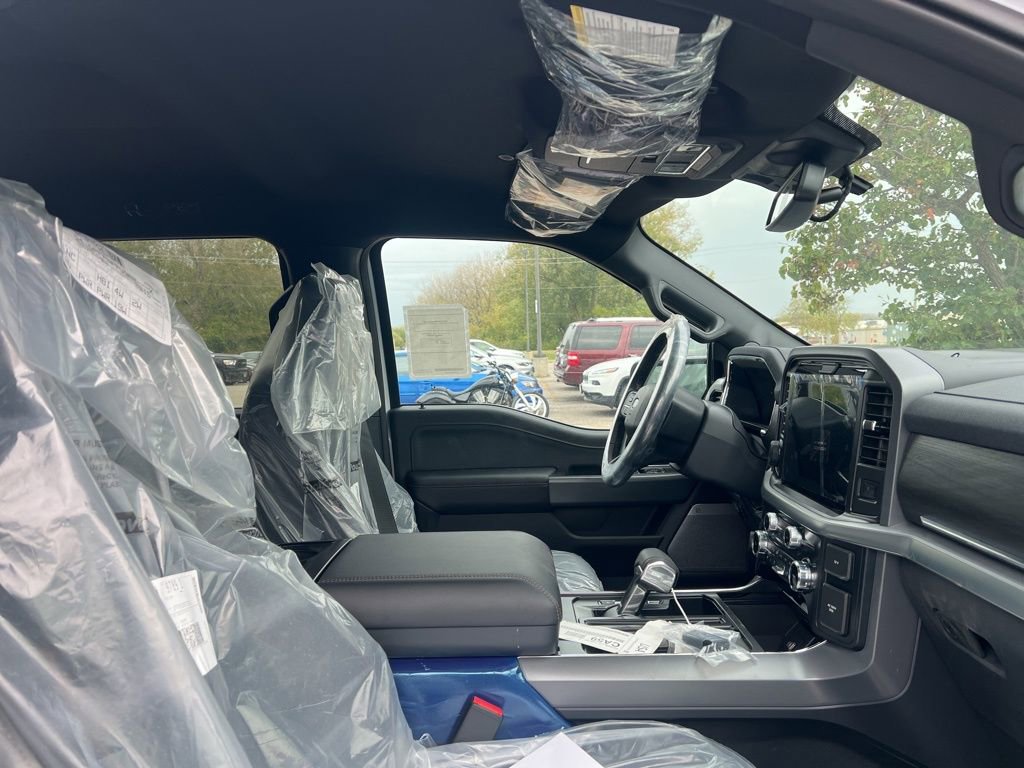 New 2025 Ford F150 Lariat w/ Equipment Group 501A Mid image 42