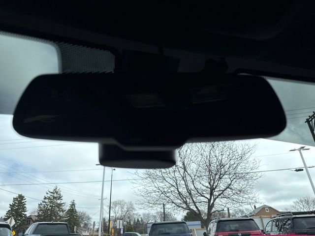 Used 2022 Dodge Challenger SXT w/ Plus Package image 27