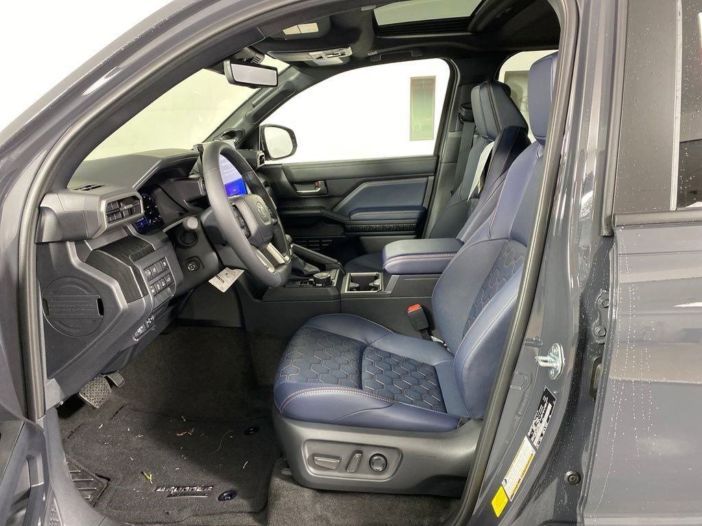 New 2026 Toyota 4Runner Platinum image 7