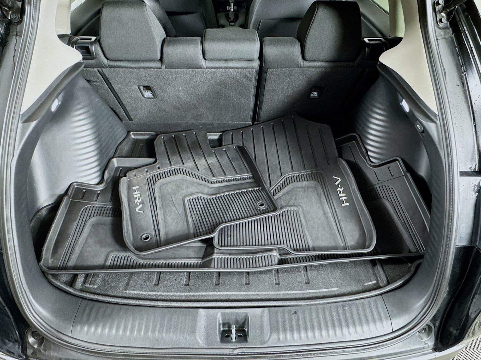 Certified 2026 Honda HR-V LX image 20