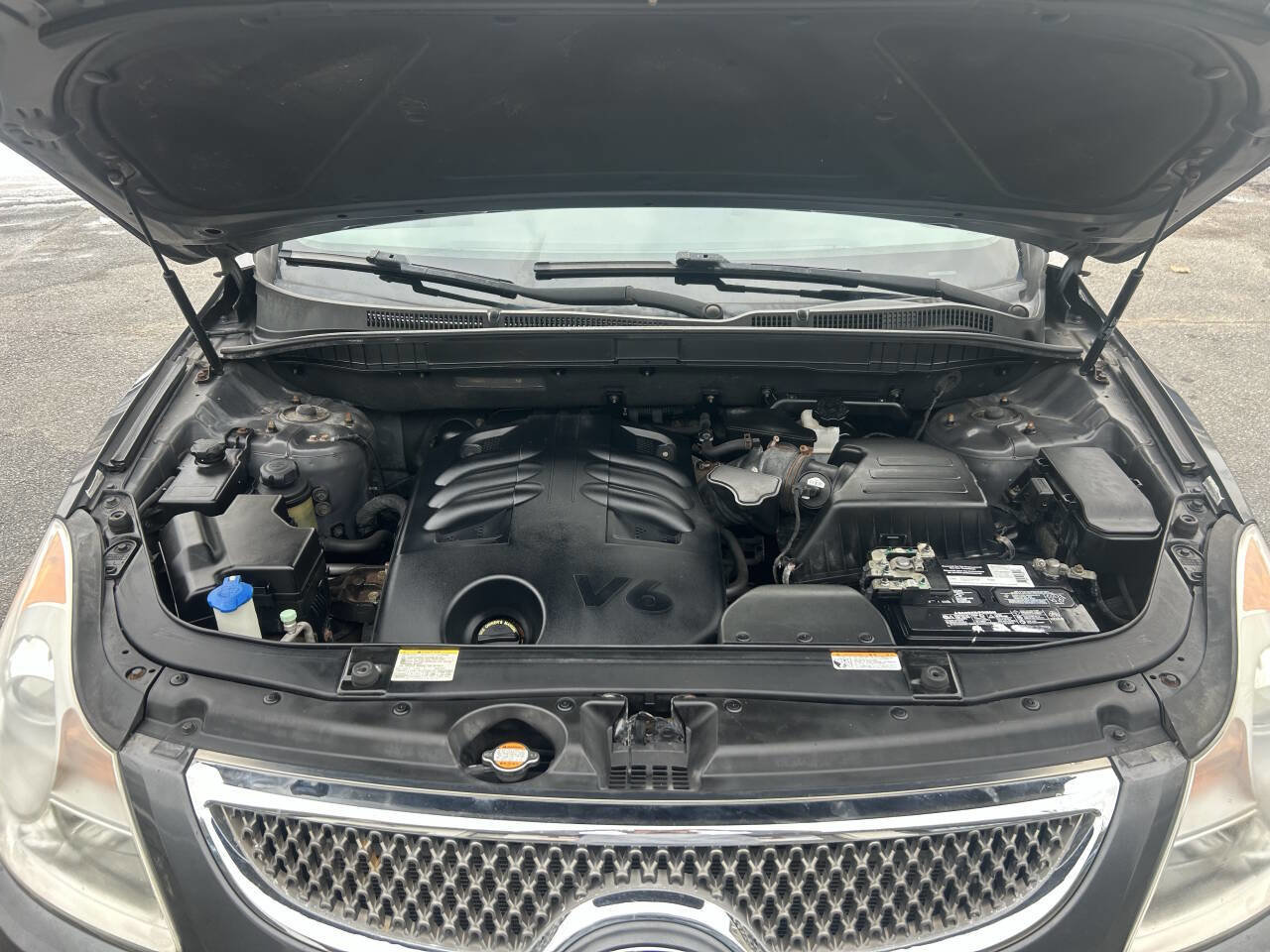 Used 2011 Hyundai Veracruz GLS image 16