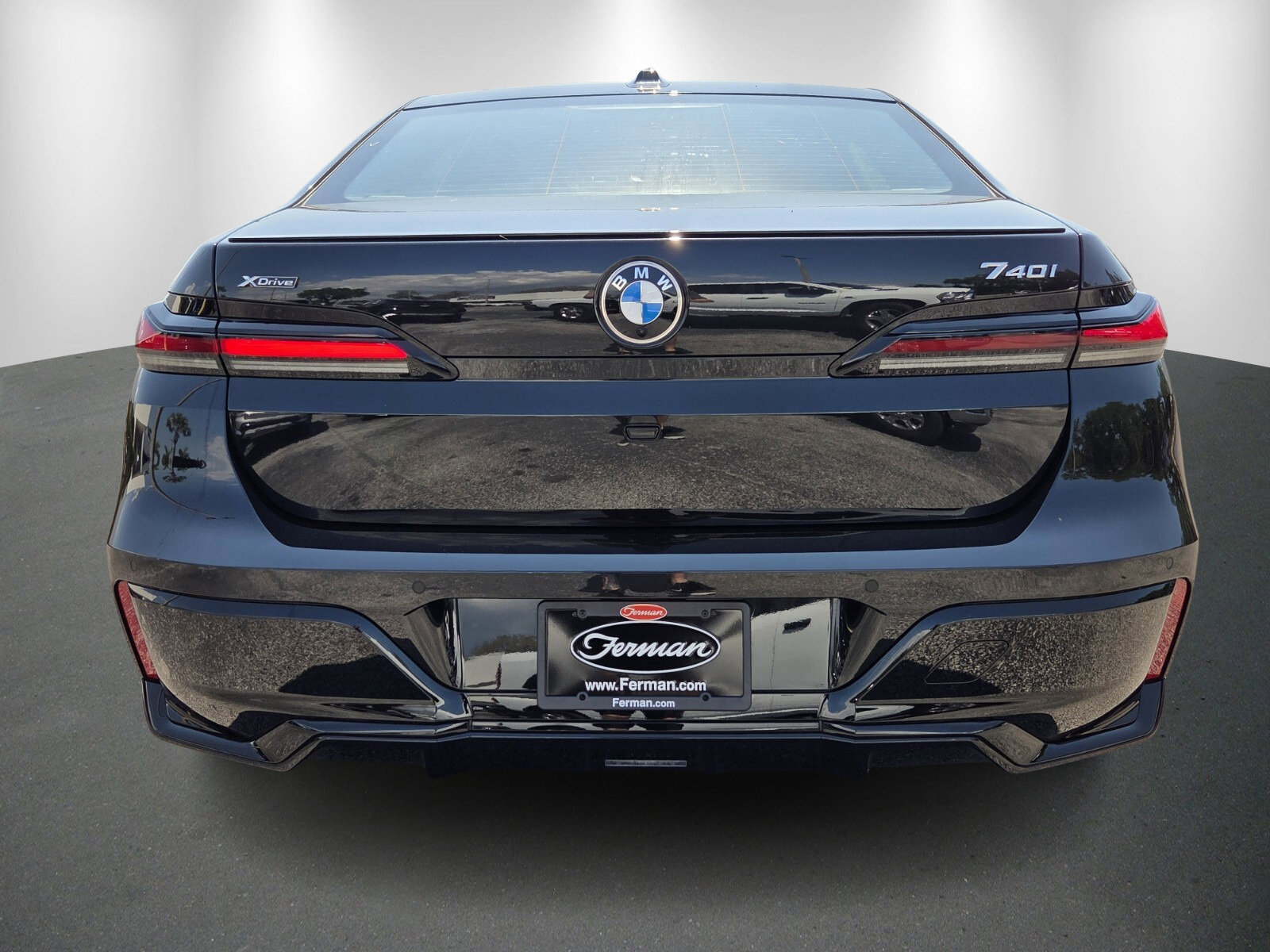 Used 2025 BMW 740i xDrive AWD/4WD image 6