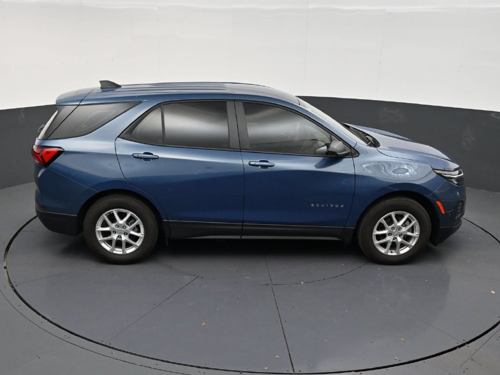 Used 2024 Chevrolet Equinox LS FWD image 14