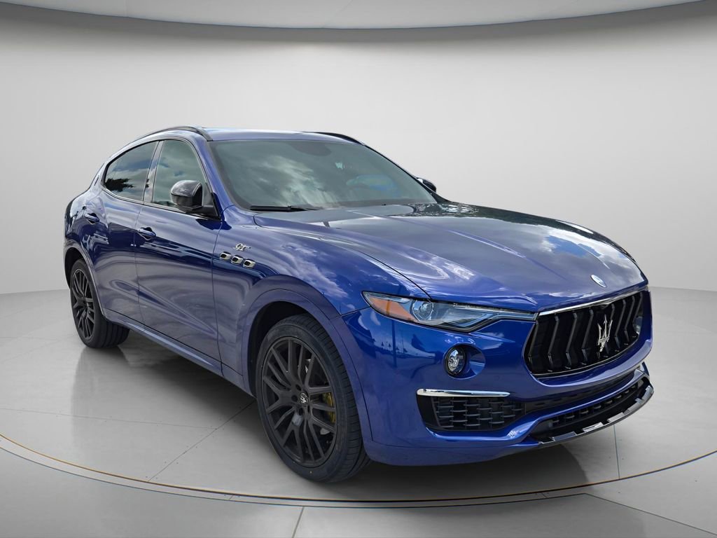Used 2022 Maserati Levante GT AWD/4WD image 4