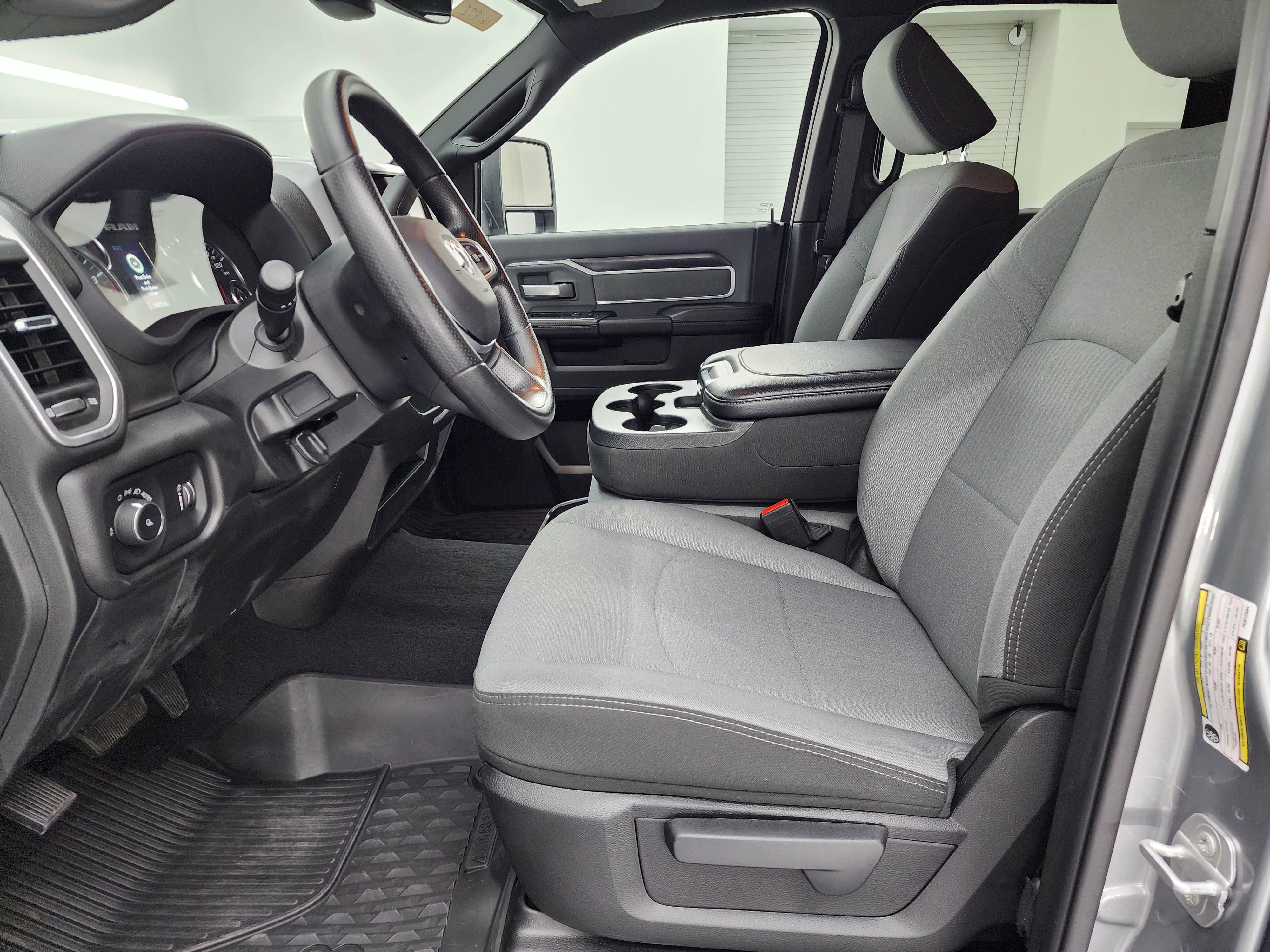 Used 2023 RAM 2500 Big Horn w/ Snow Chief Group image 8