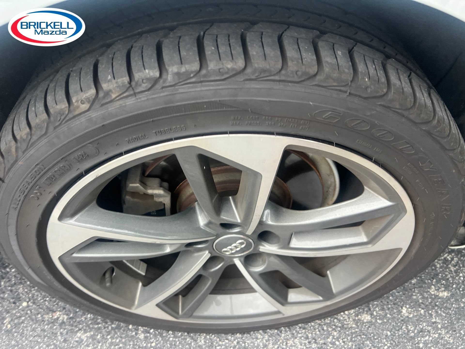 Used 2019 Audi A4 2.0T Premium FWD image 13