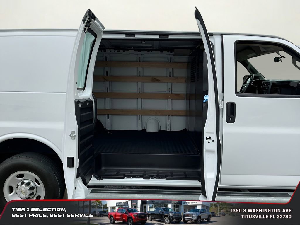 Used 2024 Chevrolet Express 2500 w/ Driver Convenience Package image 39