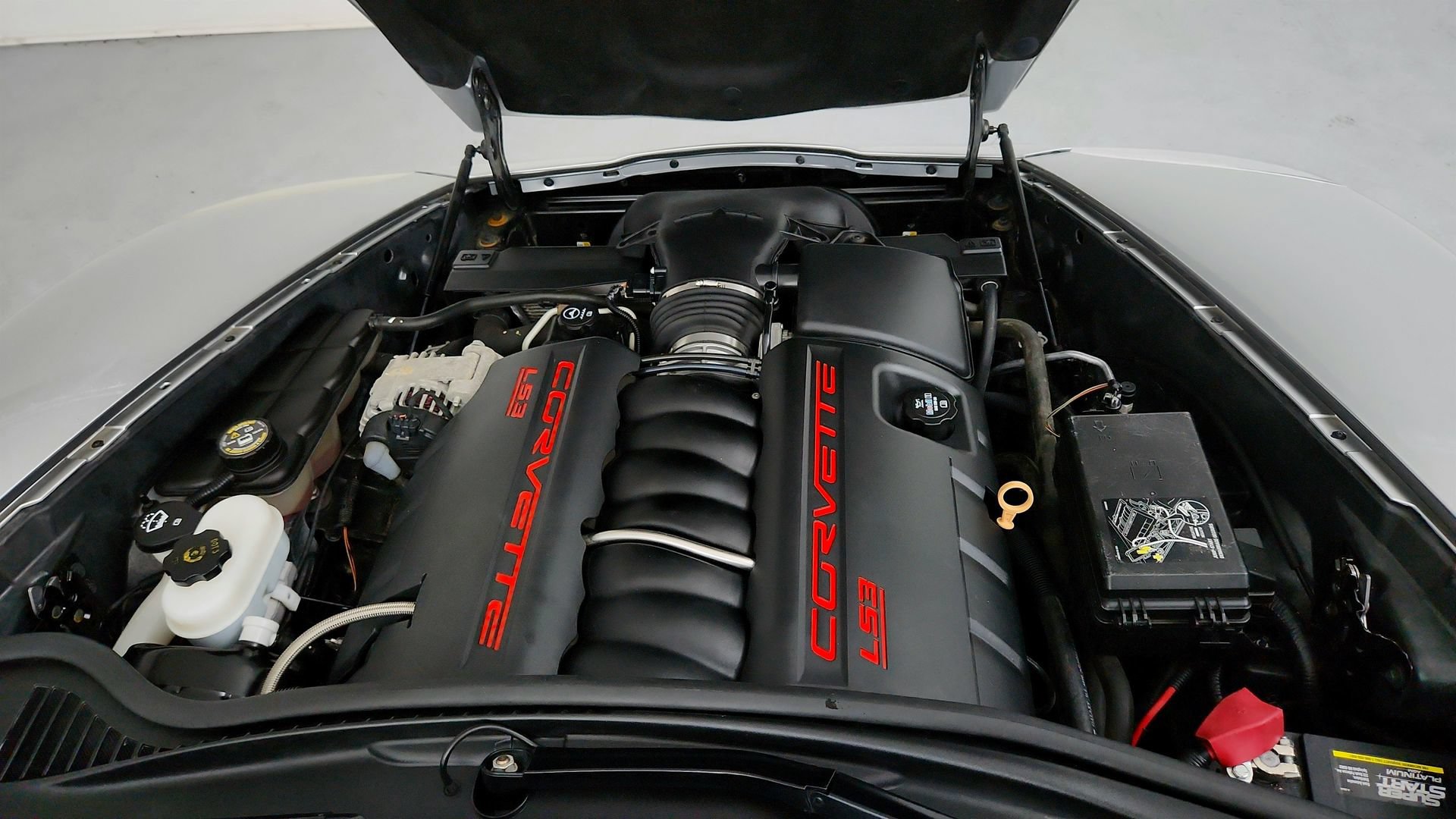 Used 2010 Chevrolet Corvette Grand Sport w/ Preferred Equipment Group RWD image 25