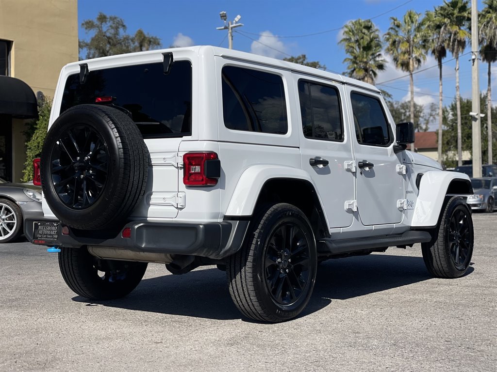 Used 2024 Jeep Wrangler Unlimited Sahara image 22