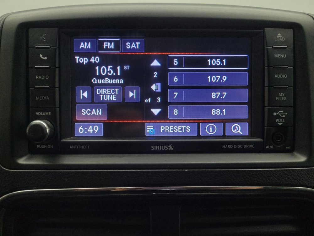 Used 2020 Dodge Grand Caravan SE w/ UConnect Hands-Free Group image 25