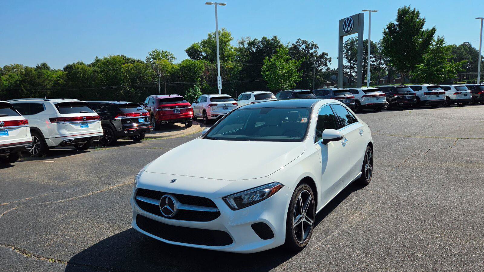 Used 2022 Mercedes-Benz A 220 4MATIC w/ Premium Package Lite image 9
