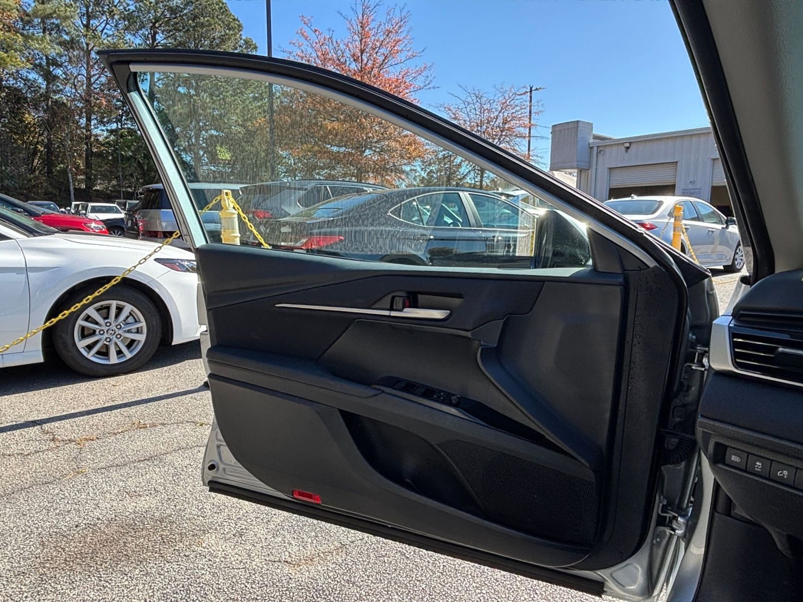 Used 2025 Toyota Camry LE image 20