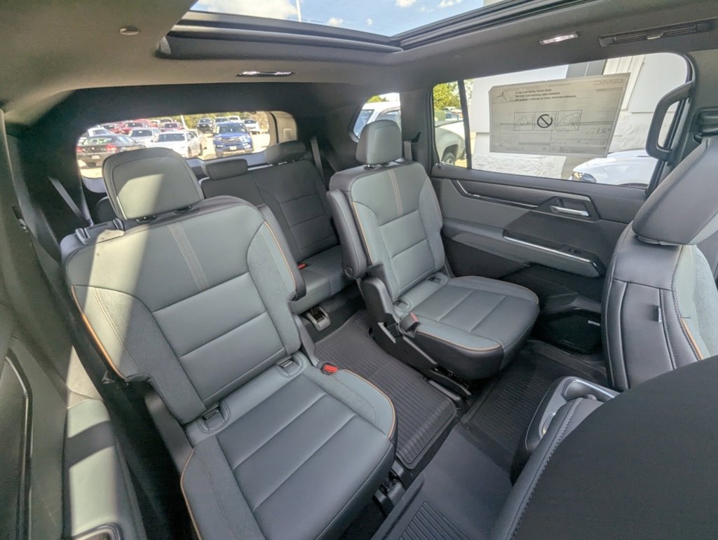 New 2026 GMC Acadia AT4 w/ Super Cruise Package image 14