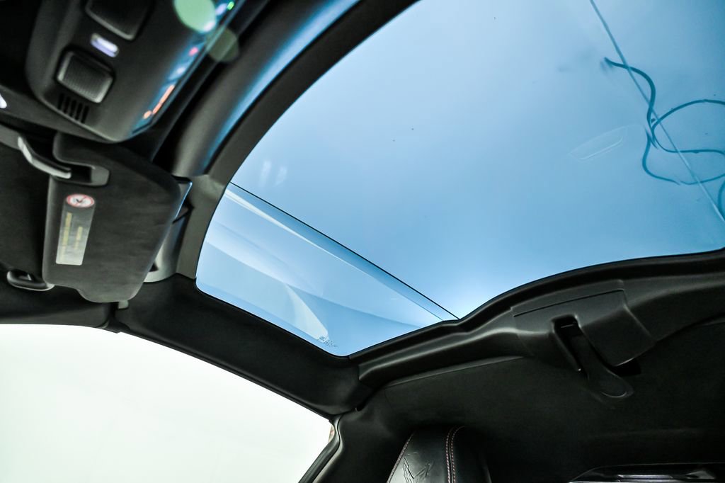 Used 2021 Chevrolet Corvette Stingray Premium Cpe w/ Z51 Performance Package image 30