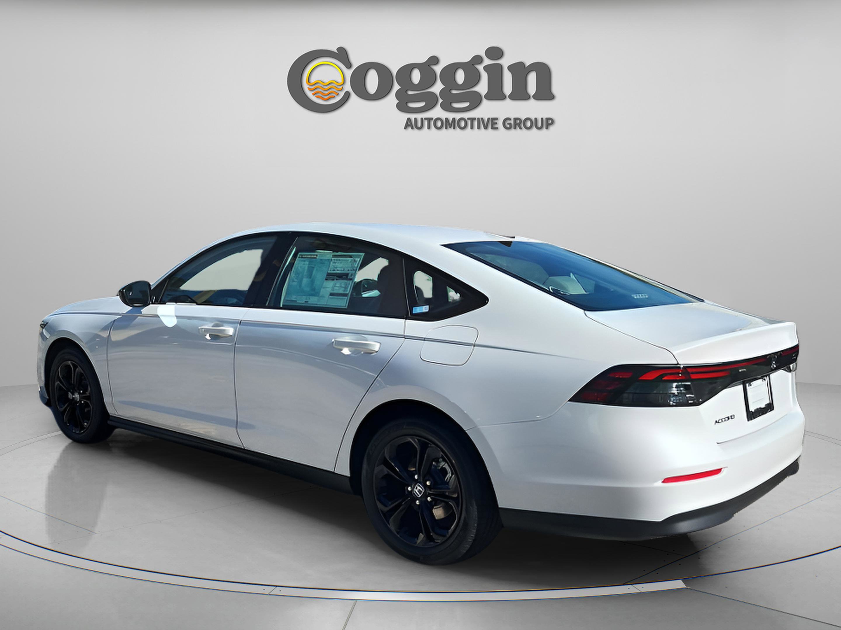 New 2025 Honda Accord SE image 3