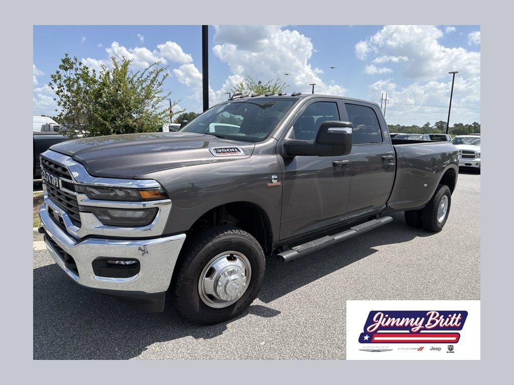 Used 2026 RAM 3500 Tradesman AWD/4WD image 1
