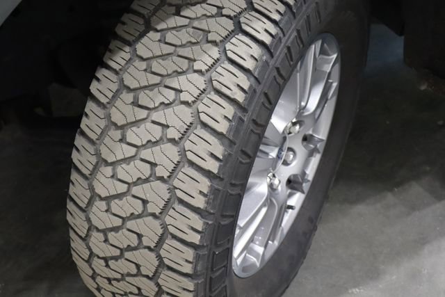 Used 2020 Ford F150 Lariat w/ Equipment Group 501A Mid image 37