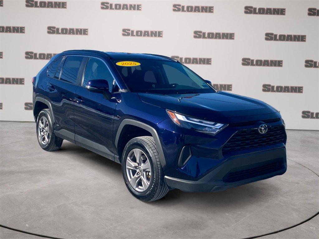 Used 2025 Toyota RAV4 XLE image 7