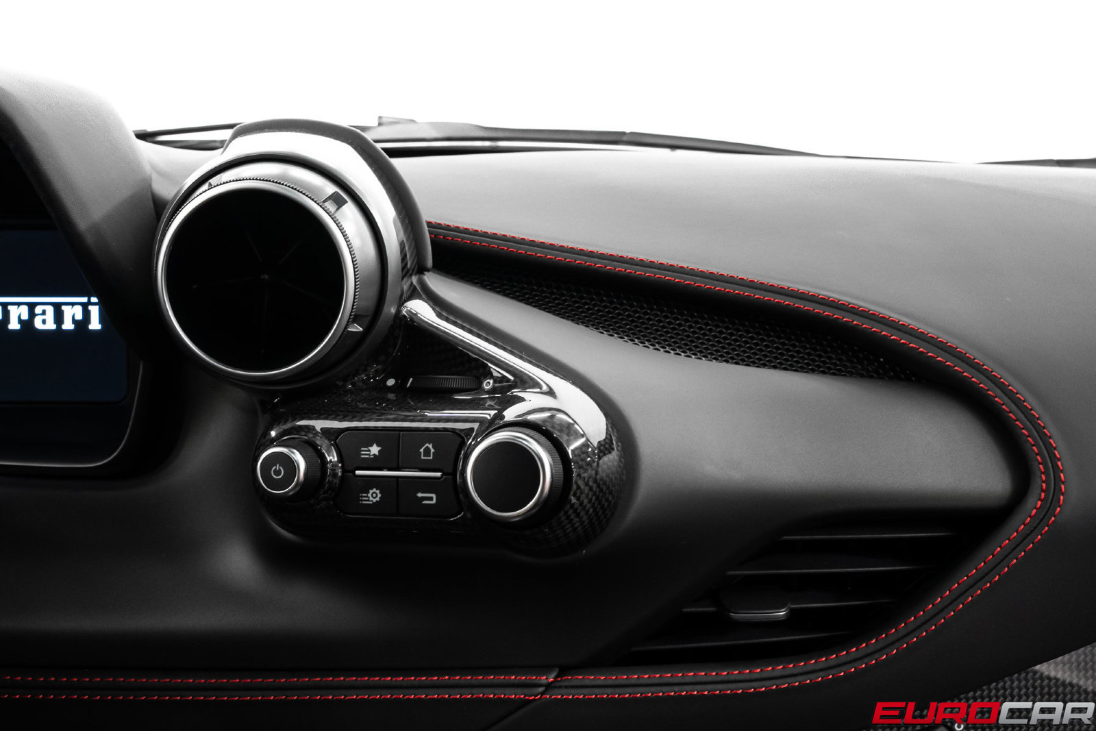 Used 2022 Ferrari F8 Tributo RWD image 32