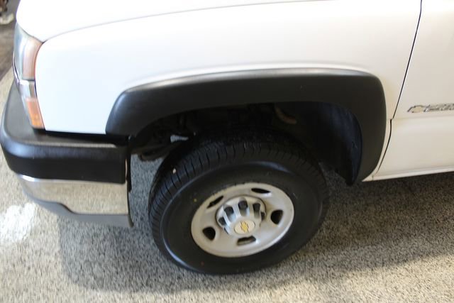 Used 2003 Chevrolet Silverado 2500 W/T image 9