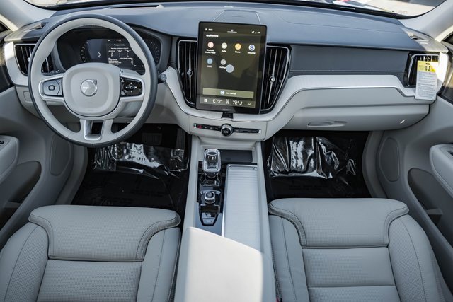 New 2026 Volvo XC60 B5 Ultra w/ Protection Package Premier image 20