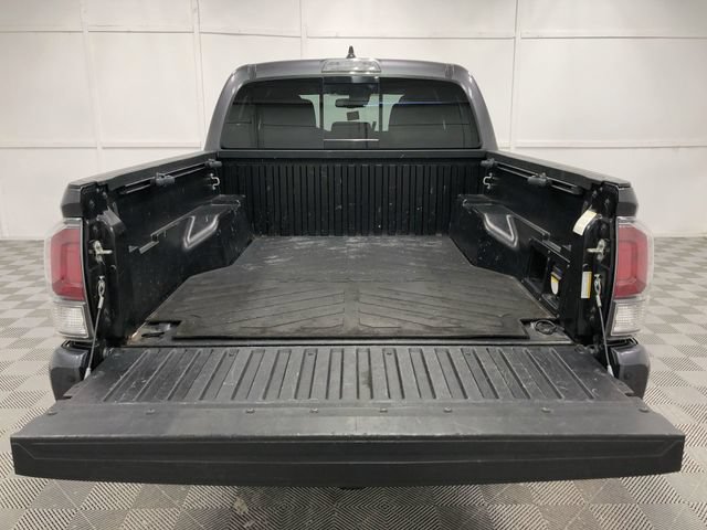 Used 2020 Toyota Tacoma TRD Off-Road w/ Technology Package AWD/4WD image 24