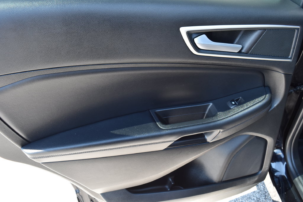 Used 2024 Ford Edge SEL AWD/4WD image 11