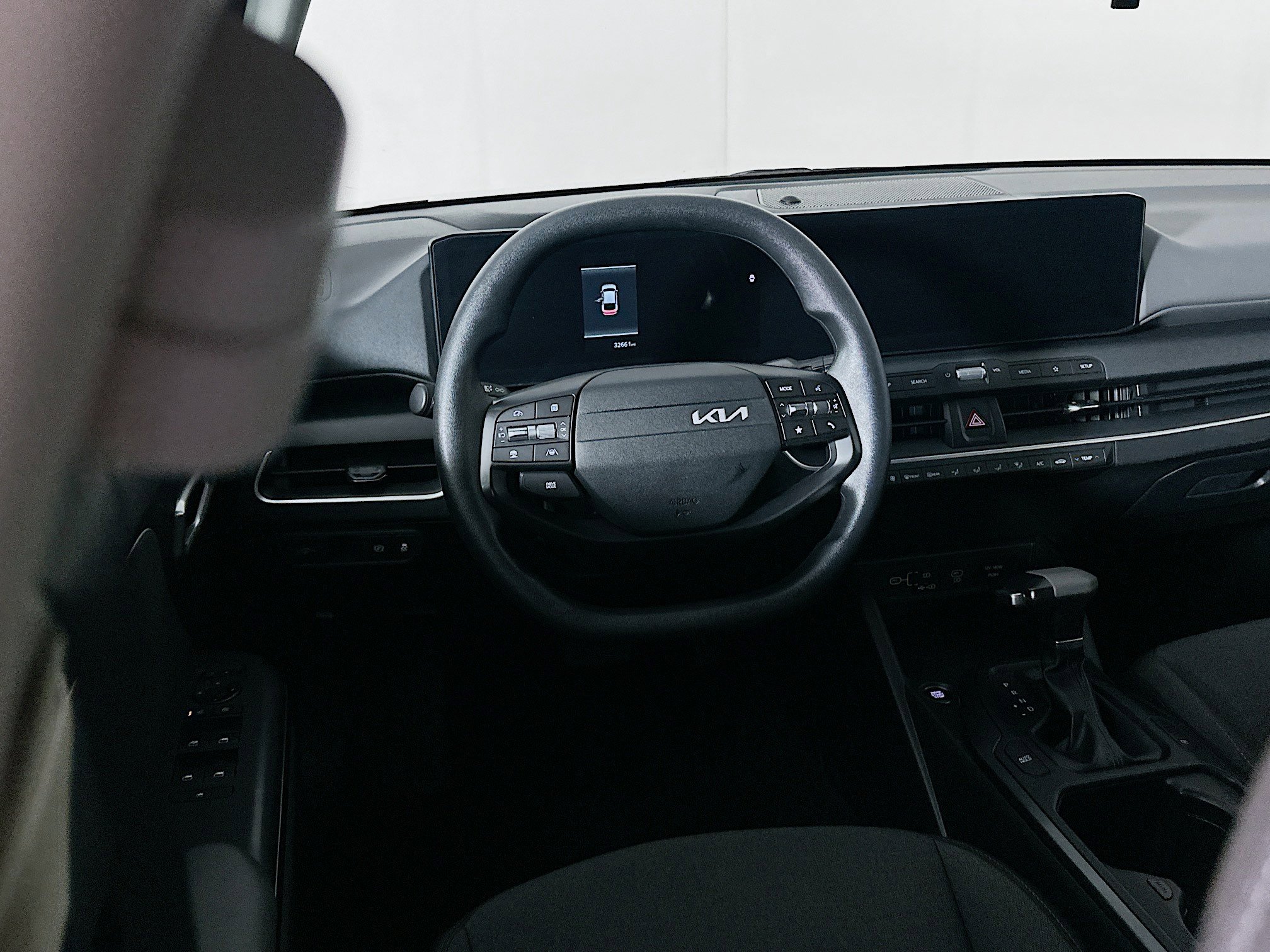 Used 2025 Kia K4 LXS image 18