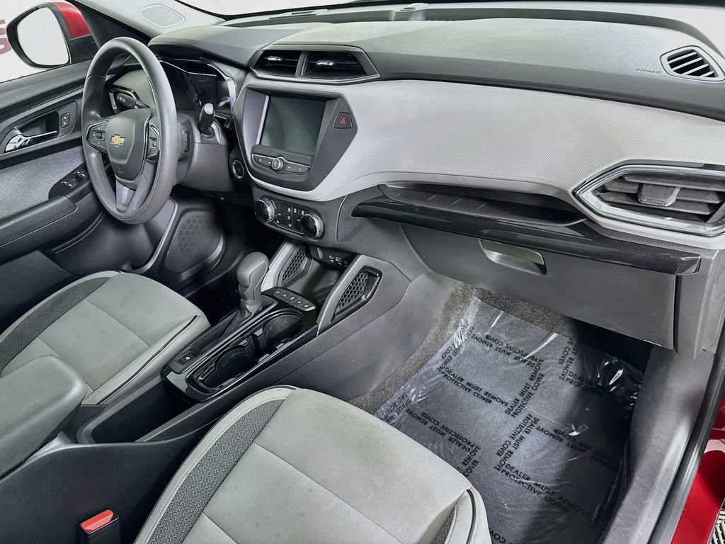 Used 2022 Chevrolet TrailBlazer LT FWD image 29