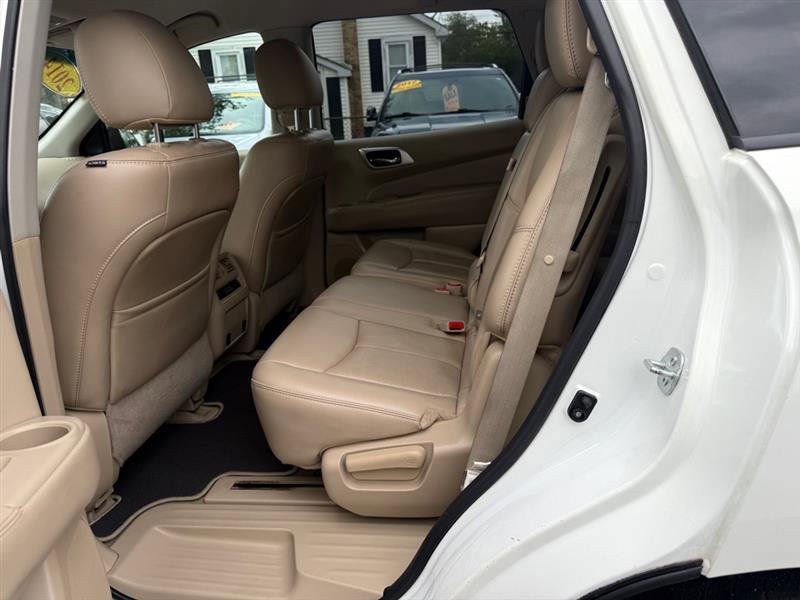 Used 2014 Nissan Pathfinder SL w/ Cargo Package AWD/4WD image 12