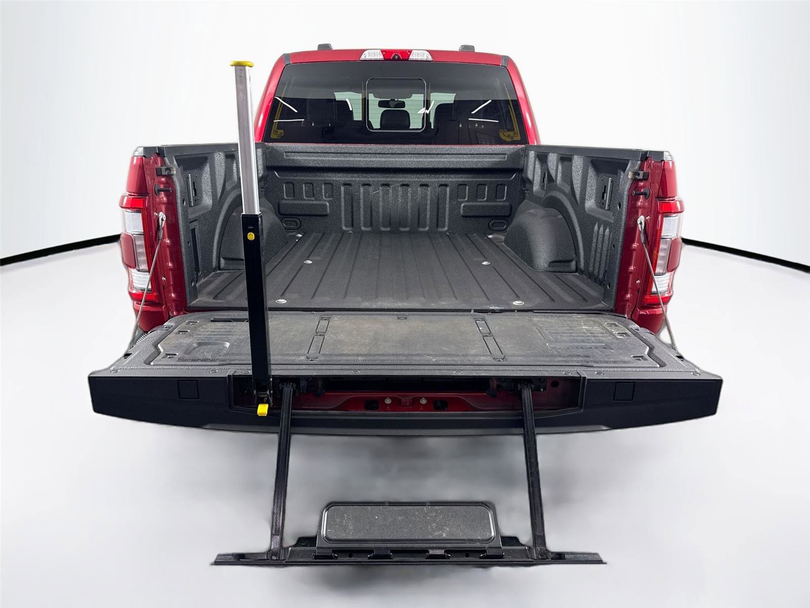 Used 2022 Ford F150 Platinum w/ Equipment Group 701A High image 40