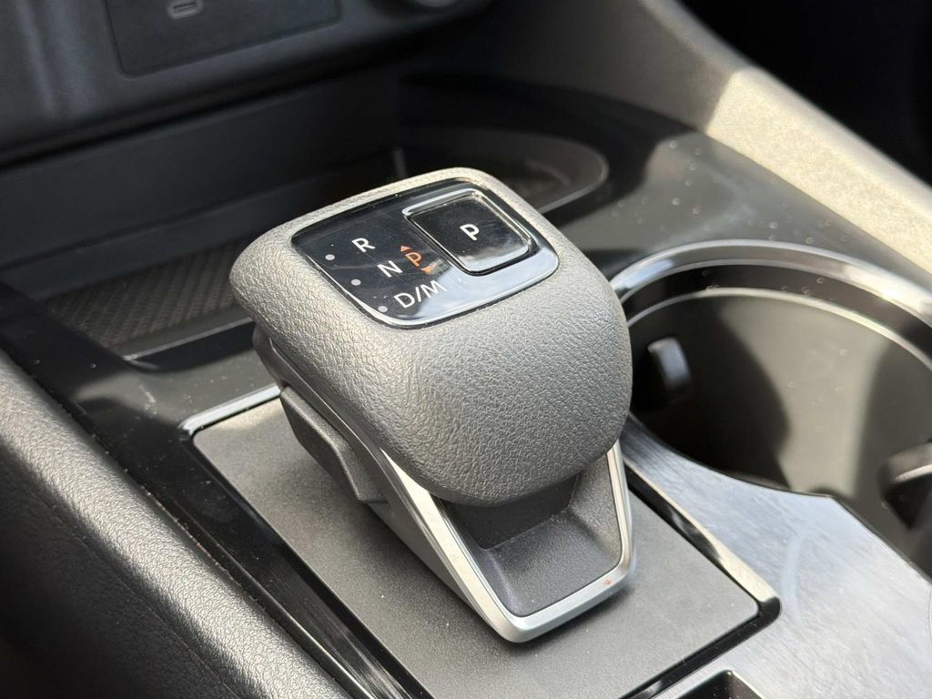 Certified 2024 Nissan Rogue SV AWD/4WD image 26