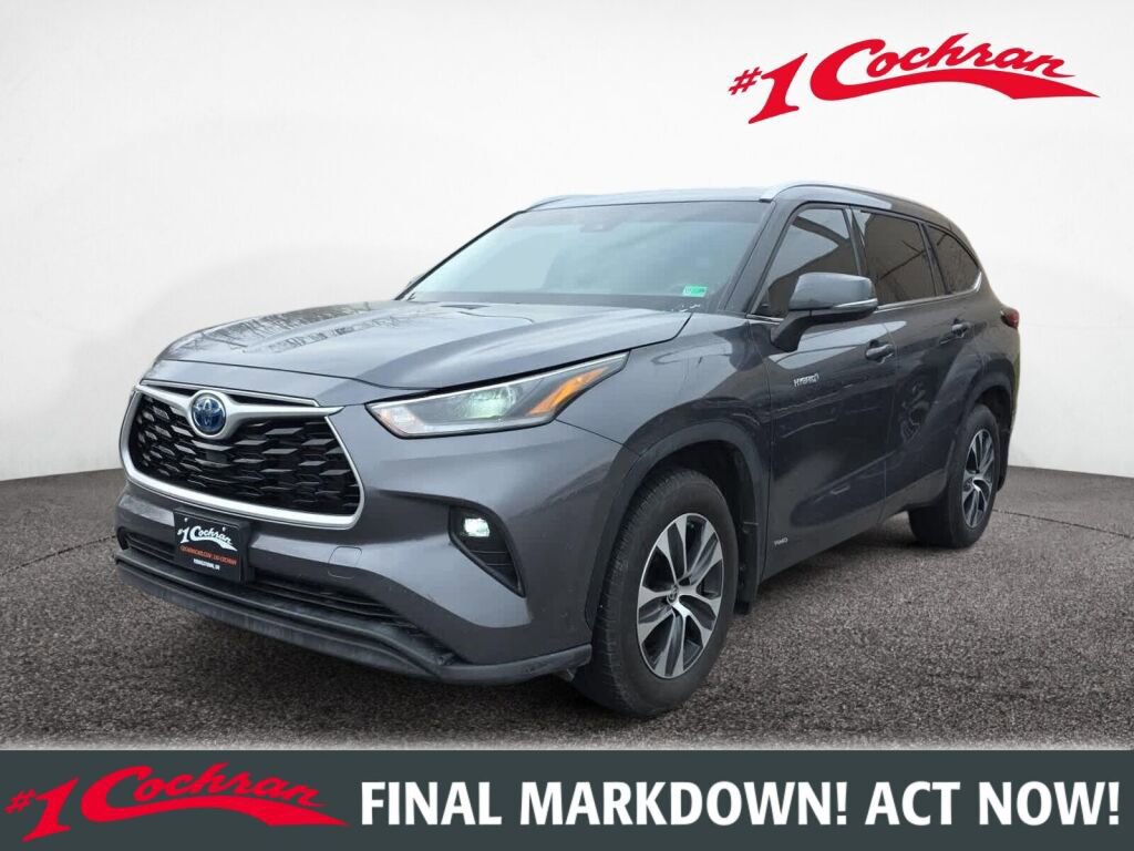 Used 2021 Toyota Highlander XLE image 1