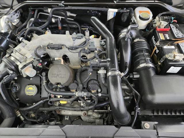 Used 2018 Ford Taurus SHO AWD/4WD image 30