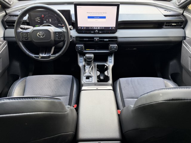 Used 2026 Toyota RAV4 XSE w/ Weather Package AWD/4WD image 10