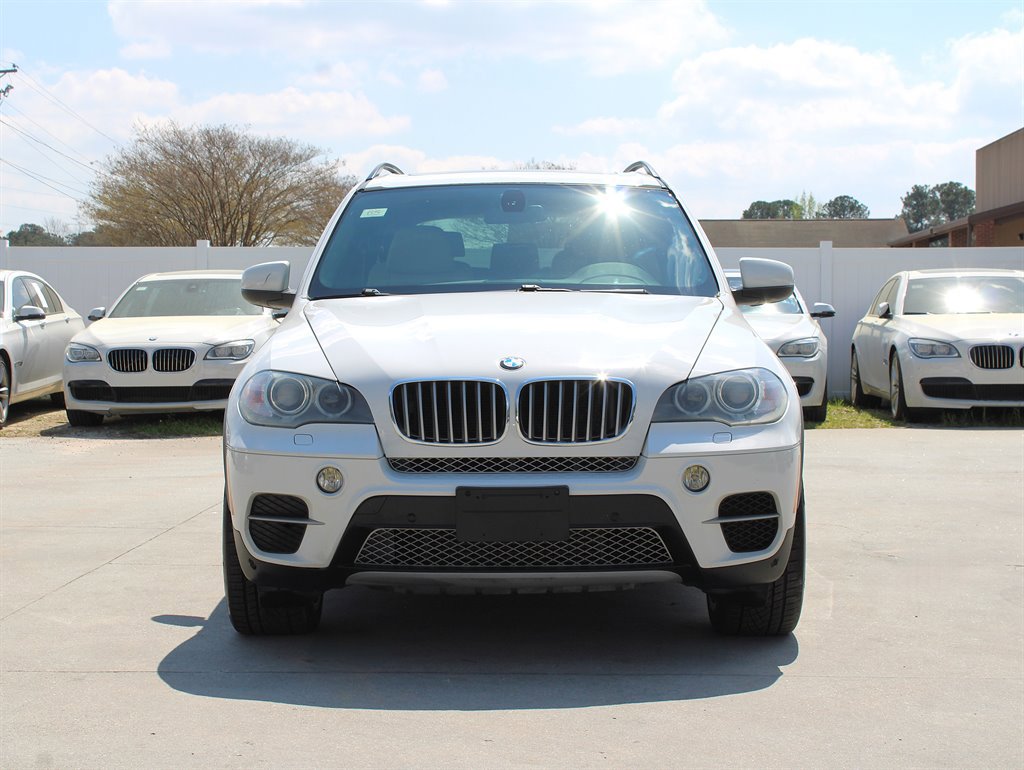 Used 2013 BMW X5 xDrive35d image 2