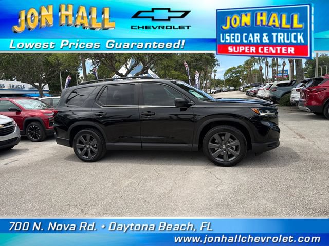 Used 2025 Honda Pilot Sport image 16