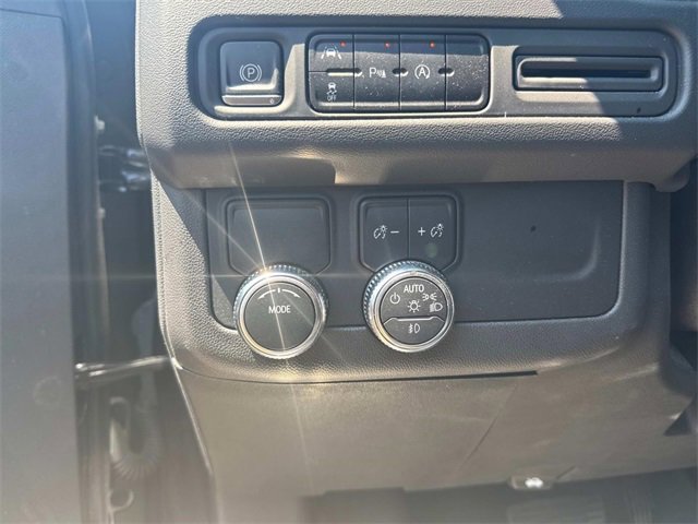 Used 2023 GMC Yukon SLT image 27