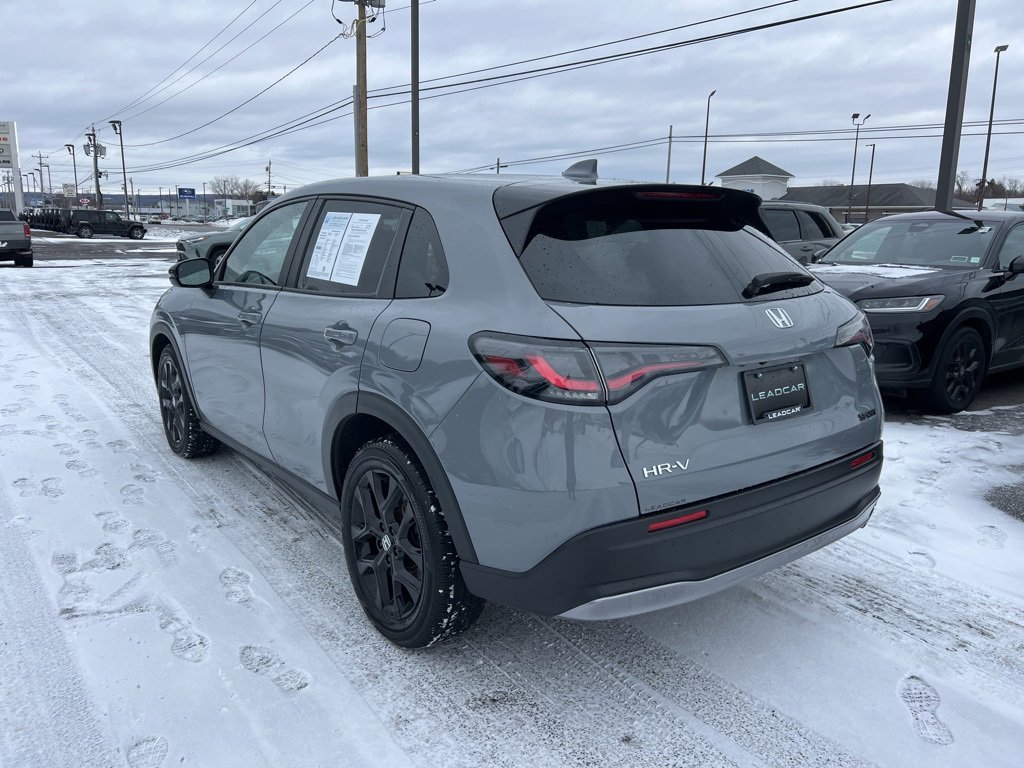Used 2025 Honda HR-V Sport image 3