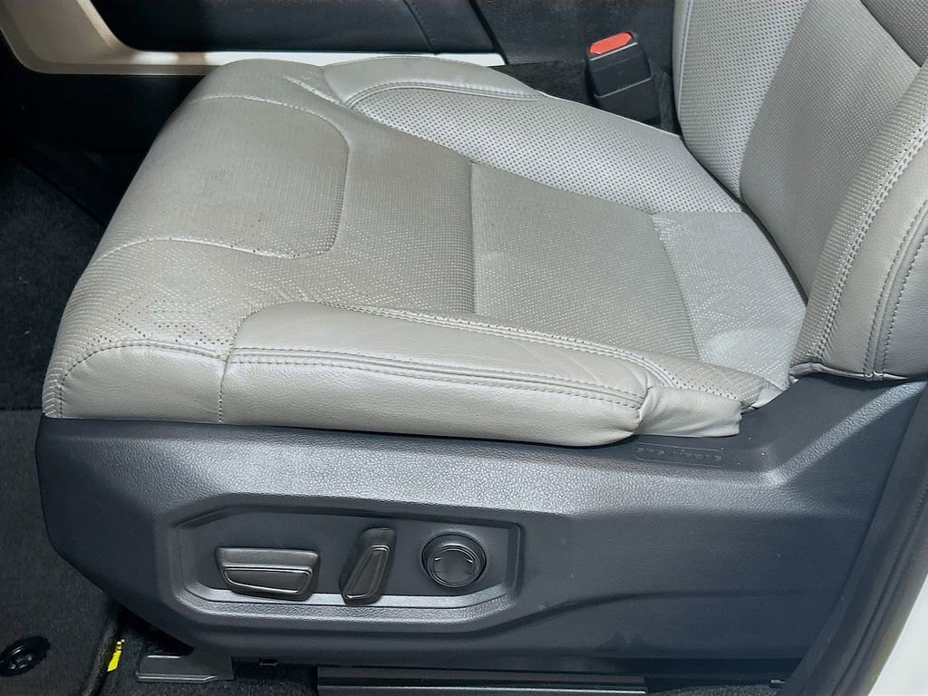 Used 2023 Toyota Tundra Limited AWD/4WD image 16