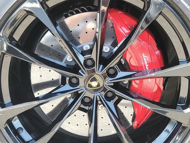 Used 2024 Lamborghini Urus S AWD/4WD image 39