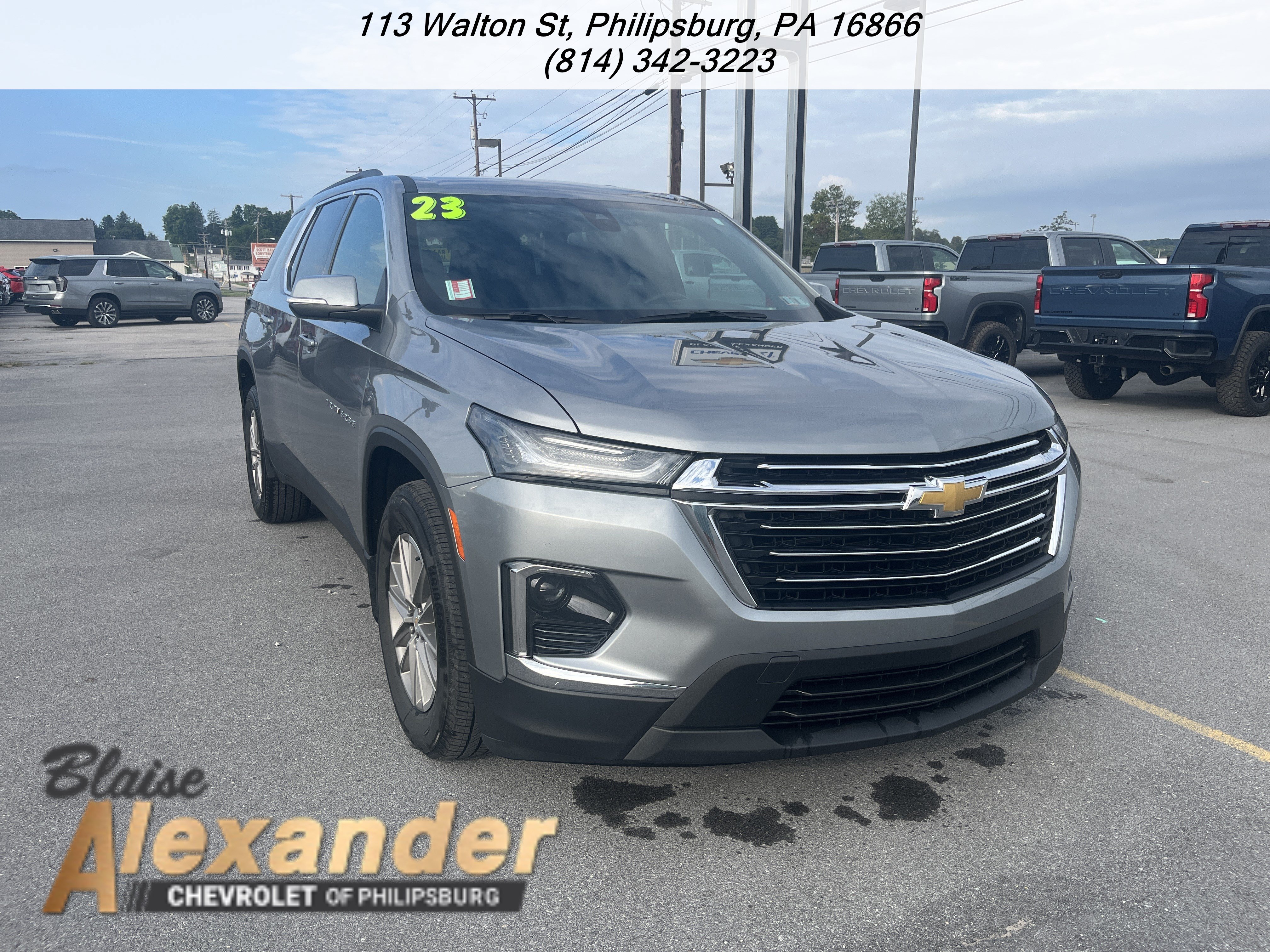 Used 2023 Chevrolet Traverse LT w/ LPO, Floor Liner Package