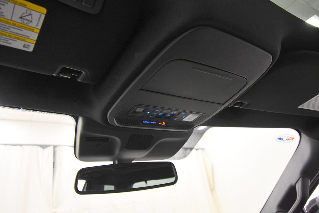 Used 2025 Ford Expedition Tremor AWD/4WD image 28